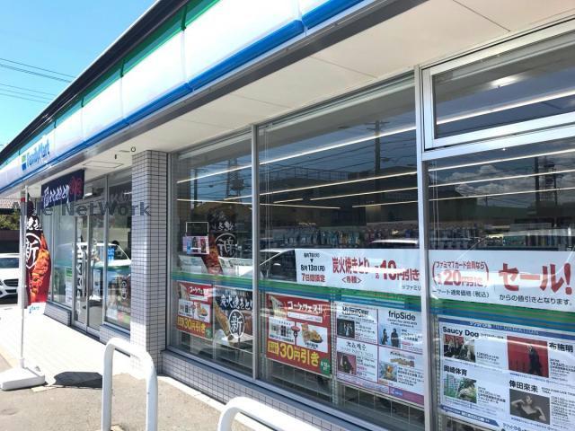 コンビニ　ファミリーマート春日井御幸町店（コンビニ）まで386m