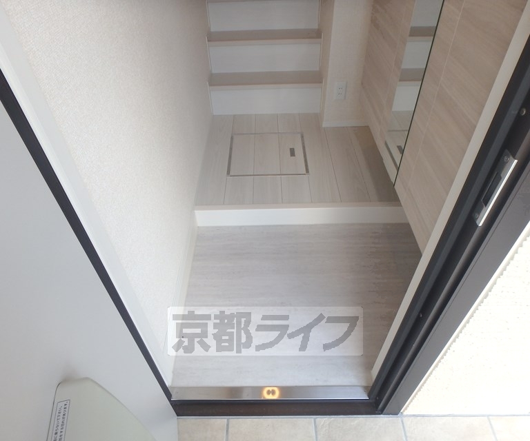 玄関　玄関です。