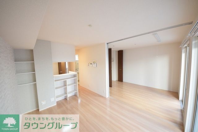 居室・リビング　お問合せはタウンハウジングまで！※現地待合わせ相談可能