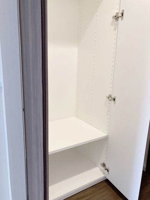 収納　※内観写真は同タイプの別号室です。