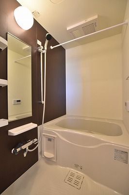 バス・シャワールーム　日々の疲れを癒すお風呂付です