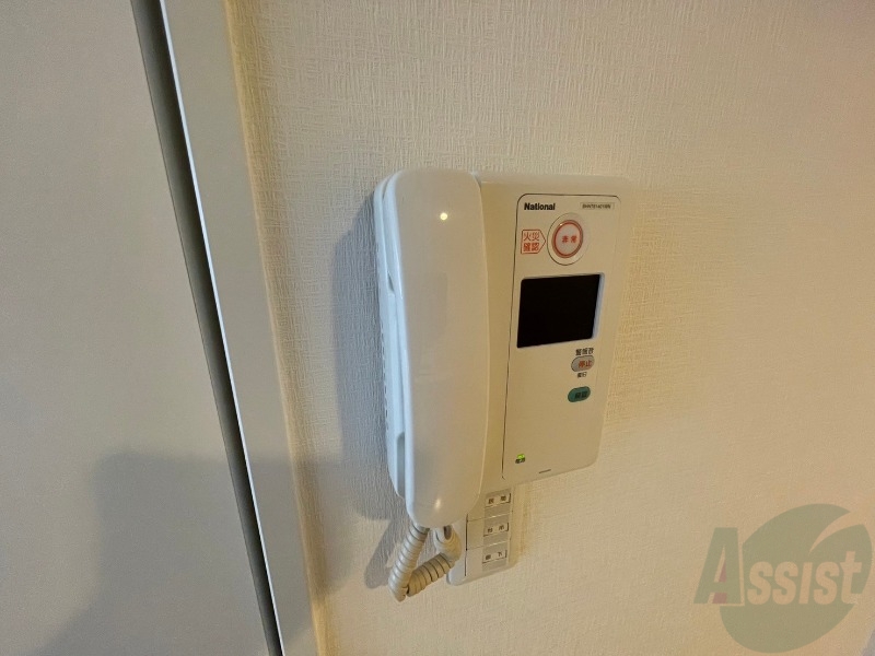 セキュリティ　ＴＶモニター付インターホンです。来客者の顔が見えるので安心！