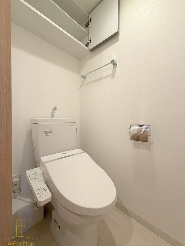 トイレ　ノーブルコート堺筋本町
