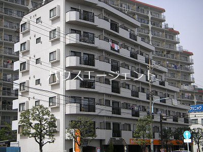 建物外観　タイル張りのSRCマンション