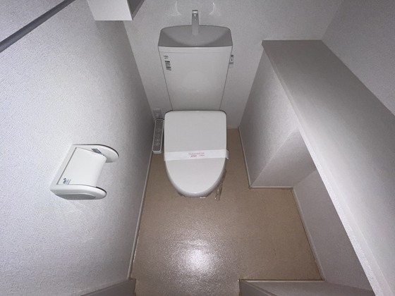 トイレ　※別部屋の写真です