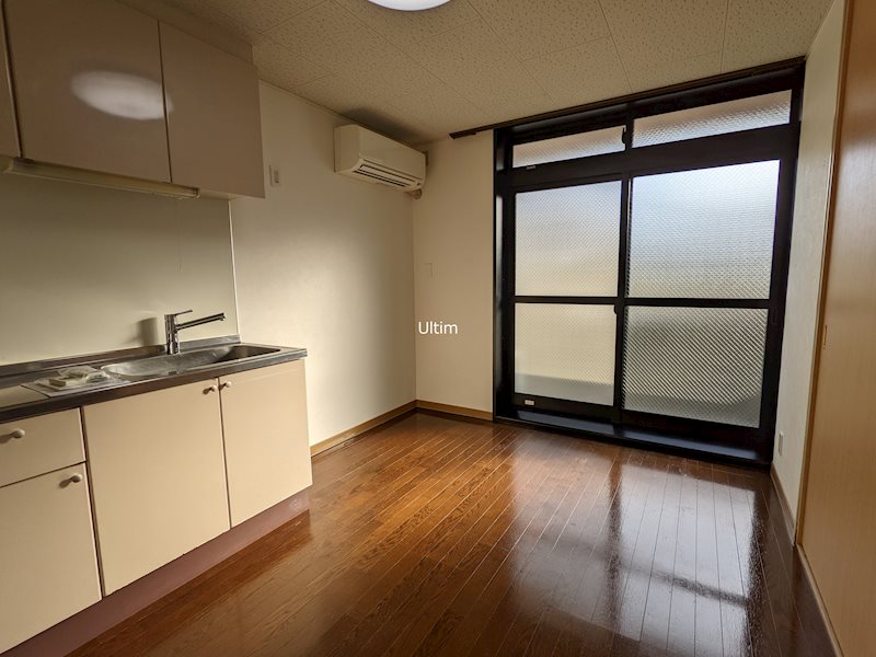 居室・リビング　別部屋のお写真です。ご参考までに！