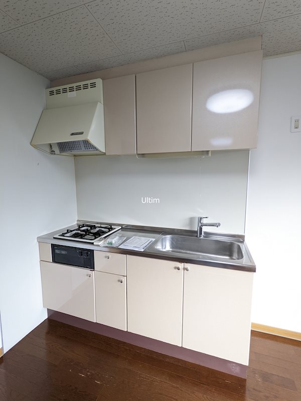 キッチン　別部屋のお写真です。ご参考までに！