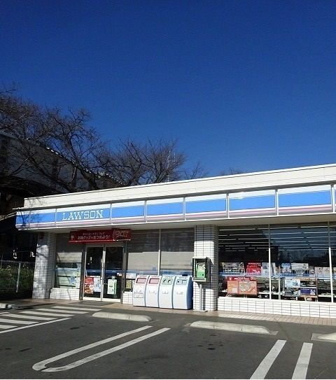 コンビニ　ローソン（コンビニ）まで600m