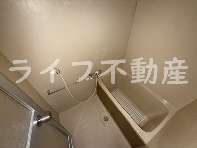 バス・シャワールーム　日々の疲れを癒すお風呂付です