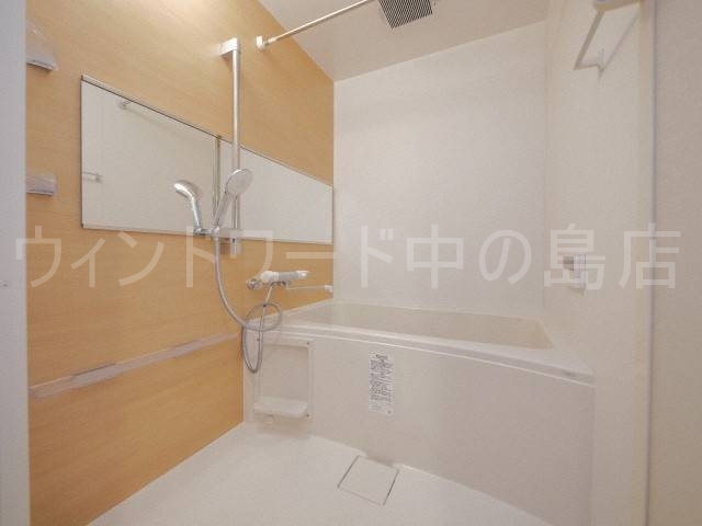 バス・シャワールーム　詳細は、ウィンドワード中の島店までご相談下さい。