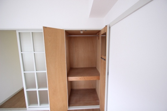 収納　※別部屋の写真です