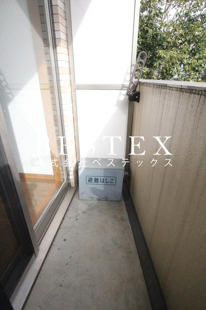バルコニー　※同建物内・別タイプの参考写真です。