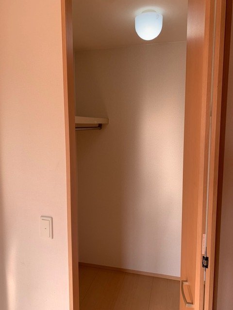 収納　ウォークインクローゼット付で収納たっぷり