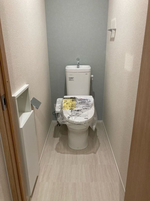 トイレ　※同物件、別部屋になります。