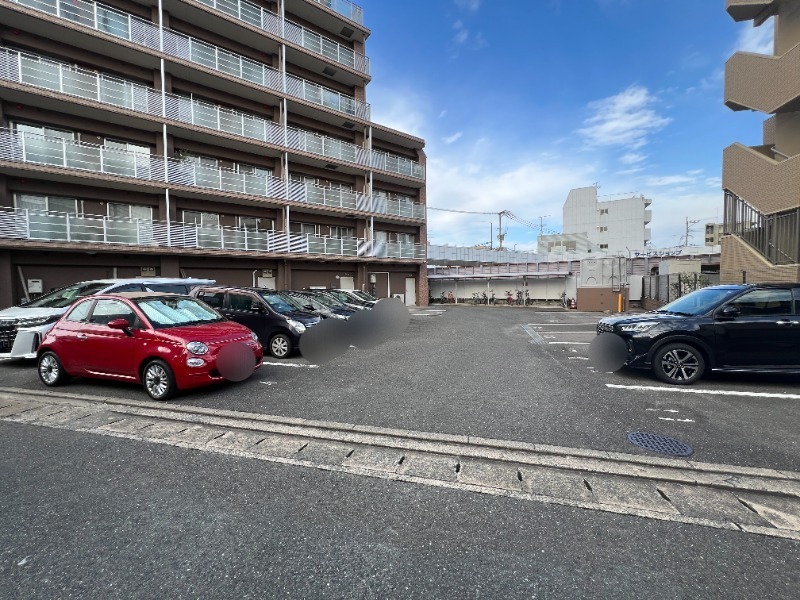 駐車場　駐車場