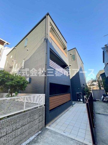 建物外観　acero