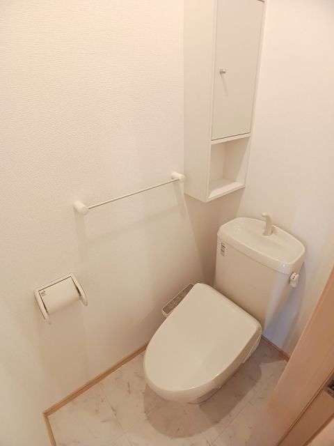 グランリーオBのトイレ写真
