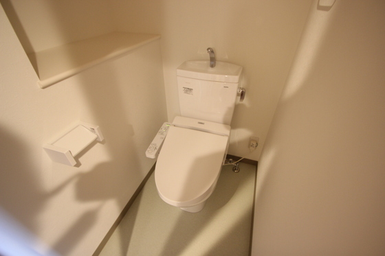 トイレ　※他部屋のお写真になります
