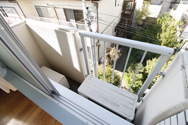 バルコニー　※他部屋参考写真