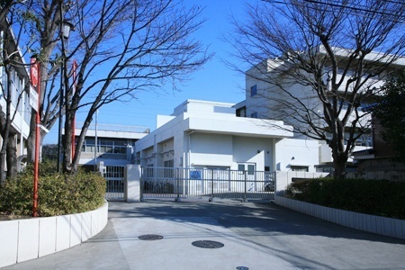 小学校　横浜市立新吉田第二小学校（小学校）まで1051m