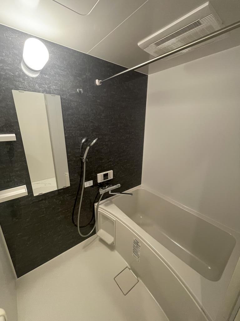 バス・シャワールーム　※別部屋のイメージ写真です