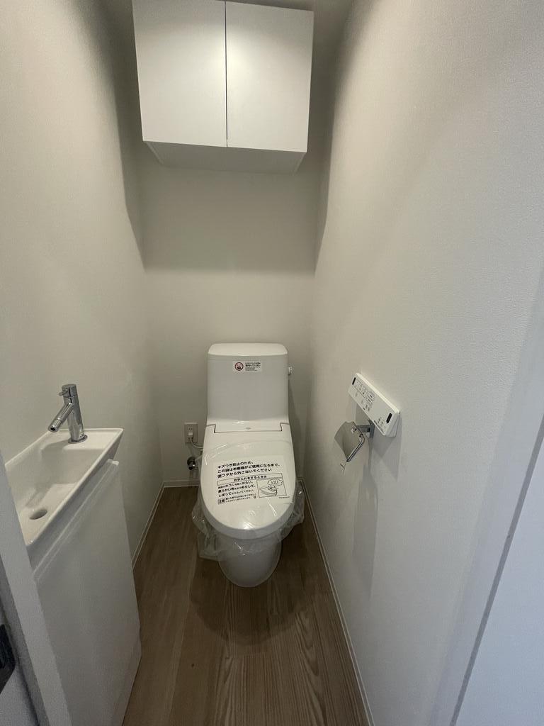 トイレ　※別部屋のイメージ写真です