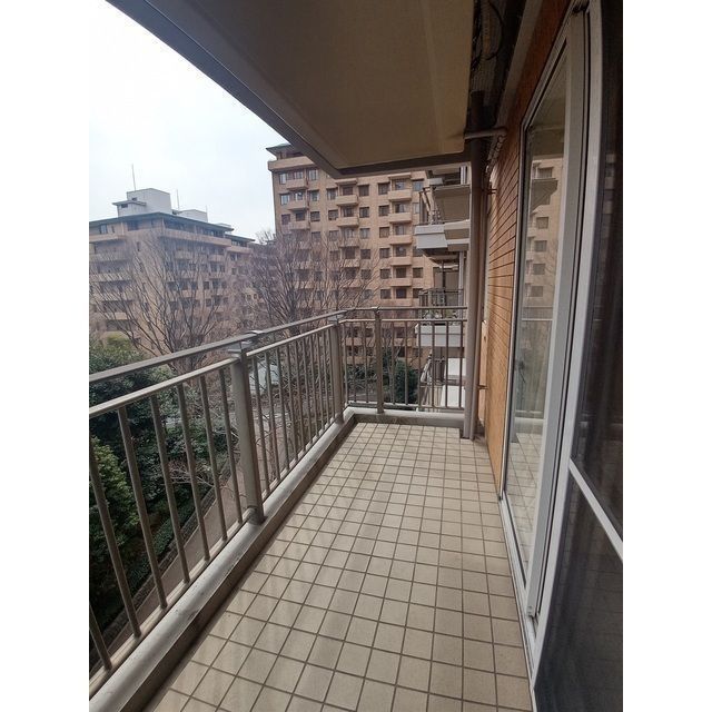 バルコニー　※全て別号室のお写真。内装等参考にしてください。