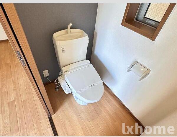 トイレ　コンパクトで使いやすいトイレです