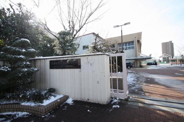 高校・高専　名古屋市立西陵高等学校（高校・高専）まで980m