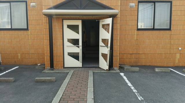 エントランス　エントランス