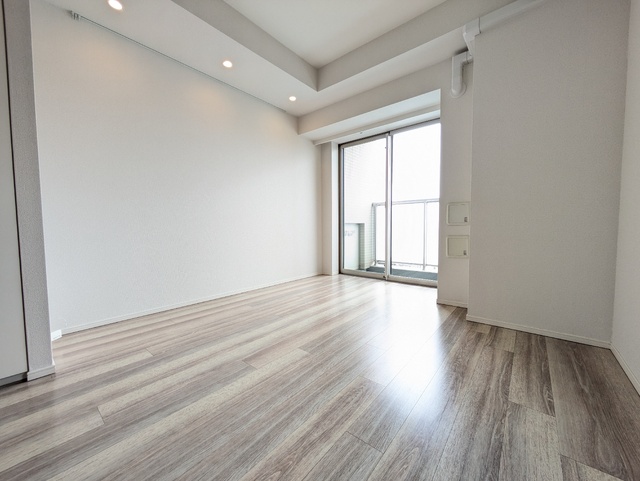 居室・リビング　★二面採光の明るいお部屋です★