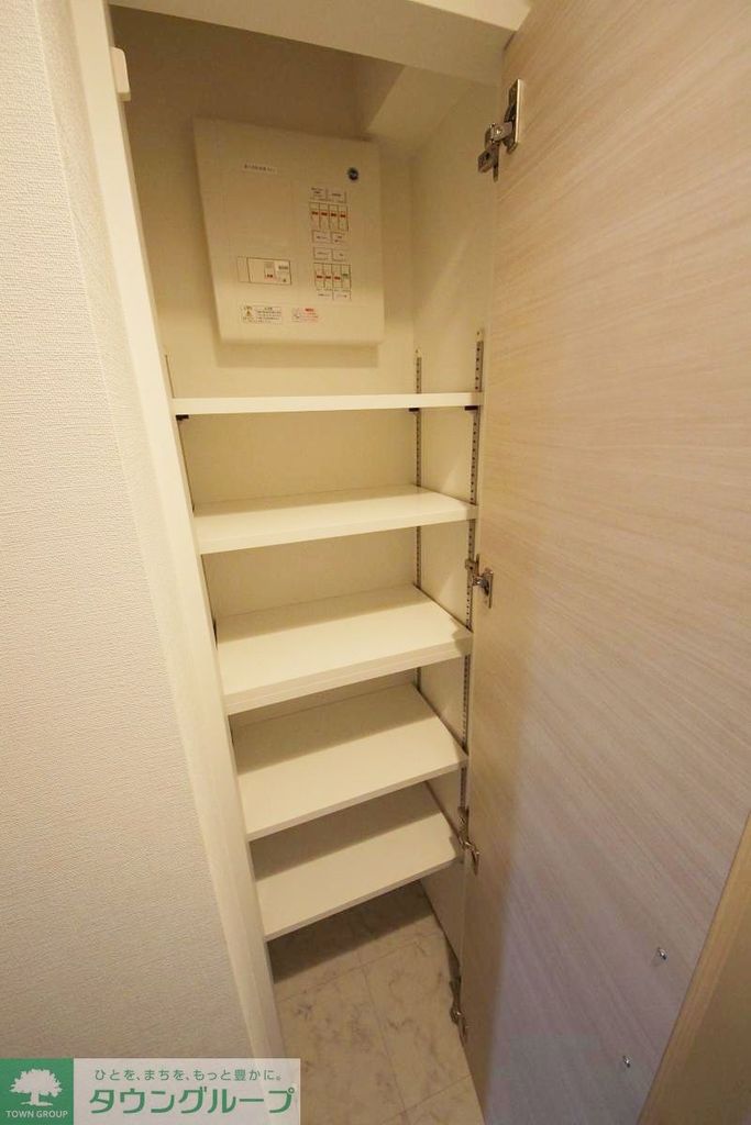 収納　シューズボックス