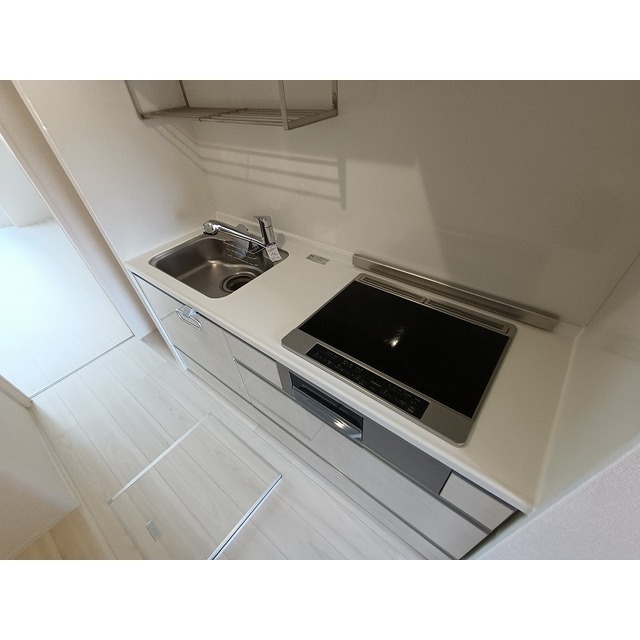 キッチン　※ガスコンロ３口となります。