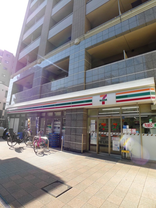 コンビニ　セブンイレブン浦和岸町７丁目店（コンビニ）まで170m