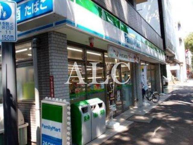 コンビニ　ファミリーマート・杉並下高井戸四丁目店（コンビニ）まで363m