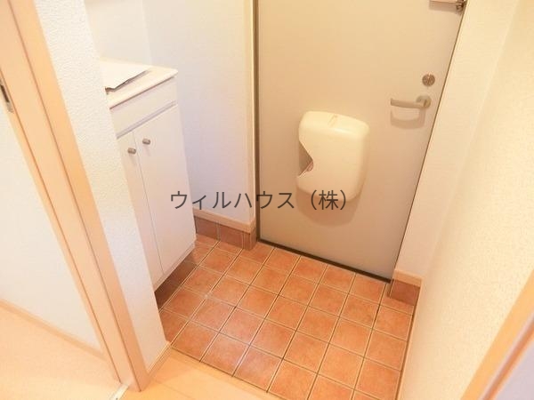 玄関　シューズボックスあり！