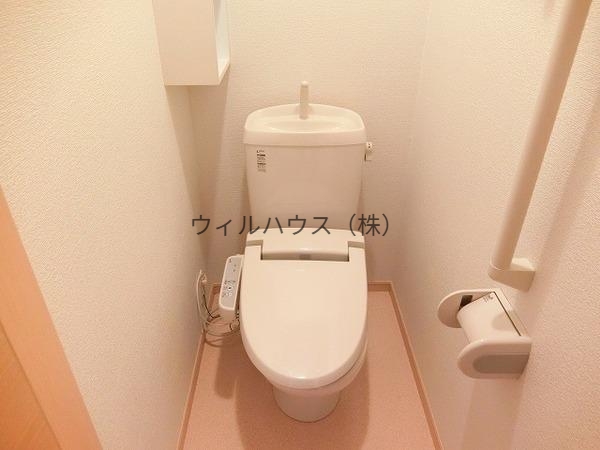 トイレ　ウォシュレット！