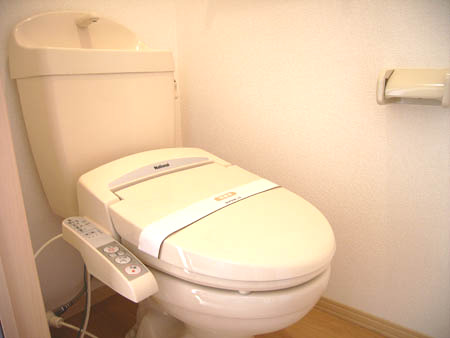トイレ　ゆったりとした空間のトイレです