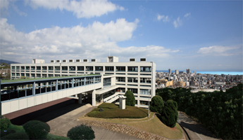 中学校　私立須磨学園中学校（中学校）まで497m