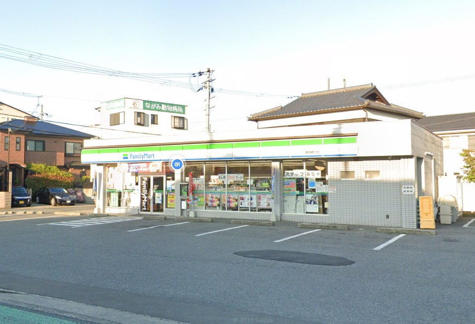 コンビニ　ファミリーマート 姫路網干店（コンビニ）まで1985m