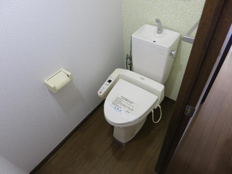 グランブルー本郷のトイレ写真