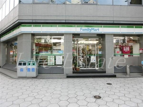 コンビニ　ファミリーマート内本町店（コンビニ）まで71m