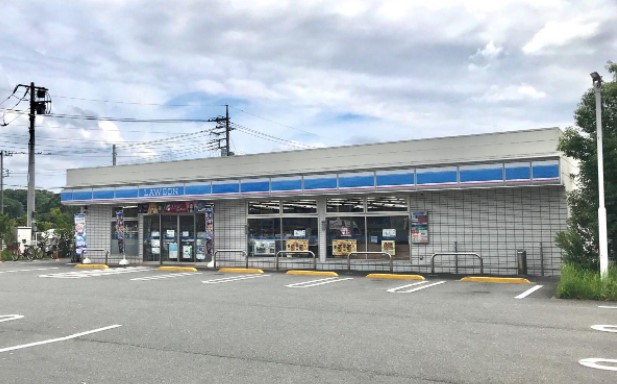 コンビニ　ローソン 川崎上麻生七丁目店（コンビニ）まで262m