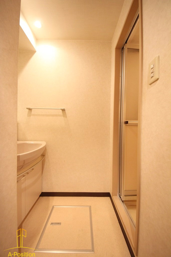 洗面設備　レジディア天神橋