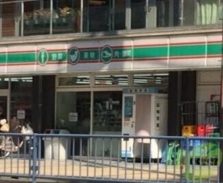 コンビニ　ローソンストア100 長田水笠通店（コンビニ）まで896m