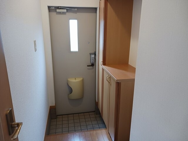 玄関　図面と現状に相違がある場合には現状を優先