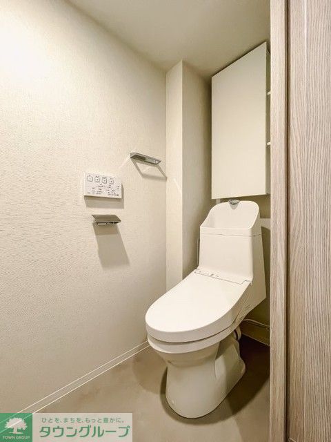 トイレ　※写真は同タイプ住戸です。