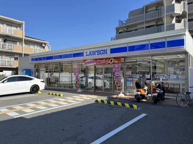 コンビニ　ローソン　伊丹大鹿七丁目店（コンビニ）まで147m