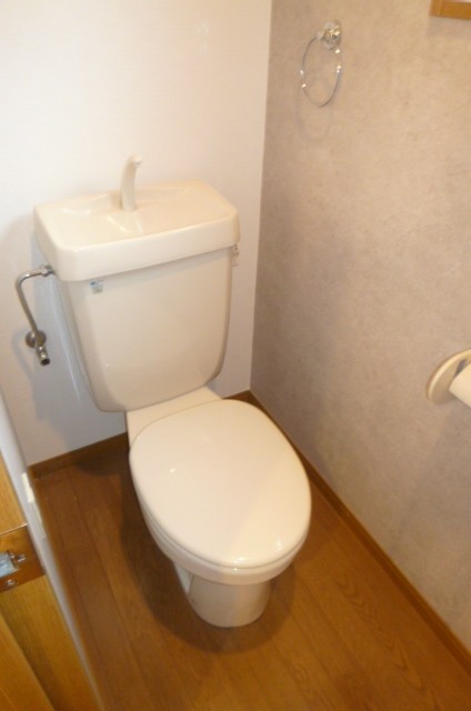 トイレ　シンプルで使いやすいトイレです