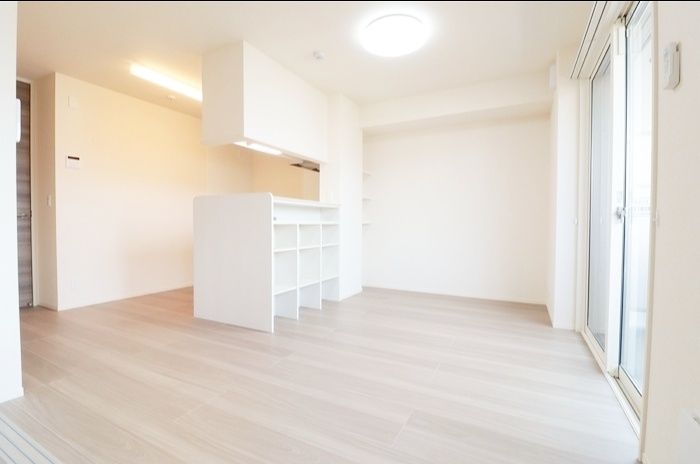 居室・リビング　明るいお部屋